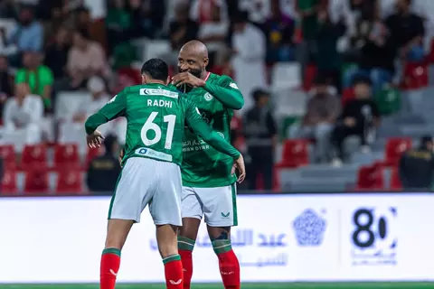 الدوري السعودي.. الاتفاق يحسم ديربي الشرقية.. وتعثر الشباب أمام الرياض